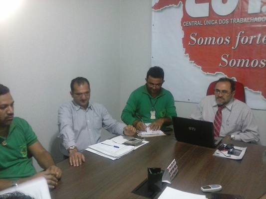 DEPOIS DO PEDIDO DO SINDICATO ALVARÁ DO FGTS E SEGURO DESEMPREGO DOS EX-VIGILANTES DA EMPRESA RONDA/DETRAN ESTA LIBERADO.